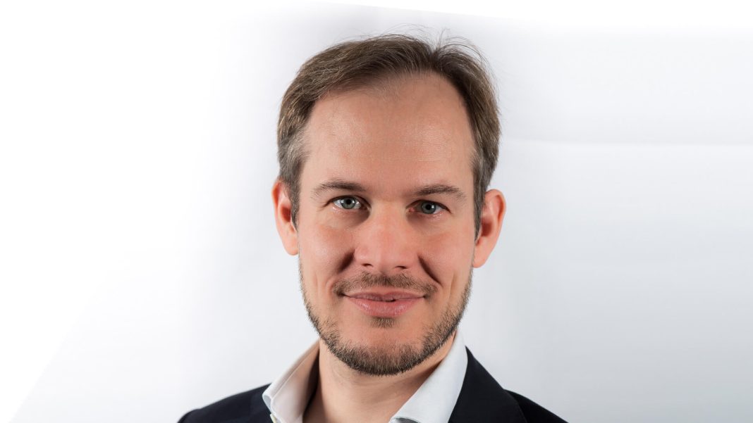 Breaking the Speed-Safety Paradox: Agile Approach to Medical Software Development